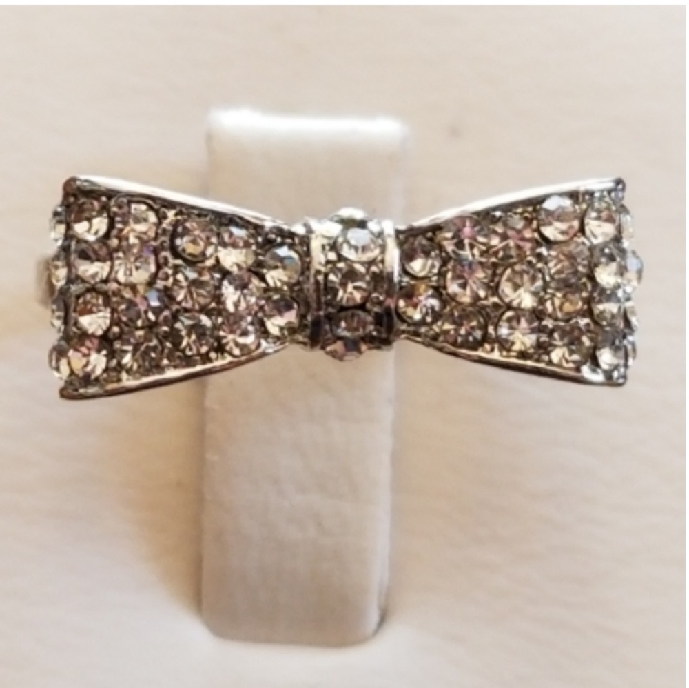 Genuine Beautiful White Topaz Bow Ring size 5